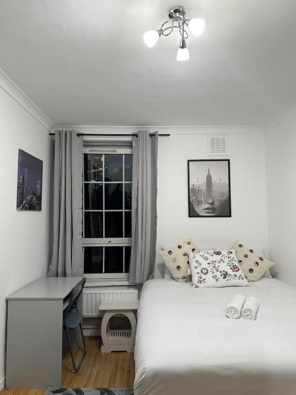 Budget Grey House London Bagian luar foto