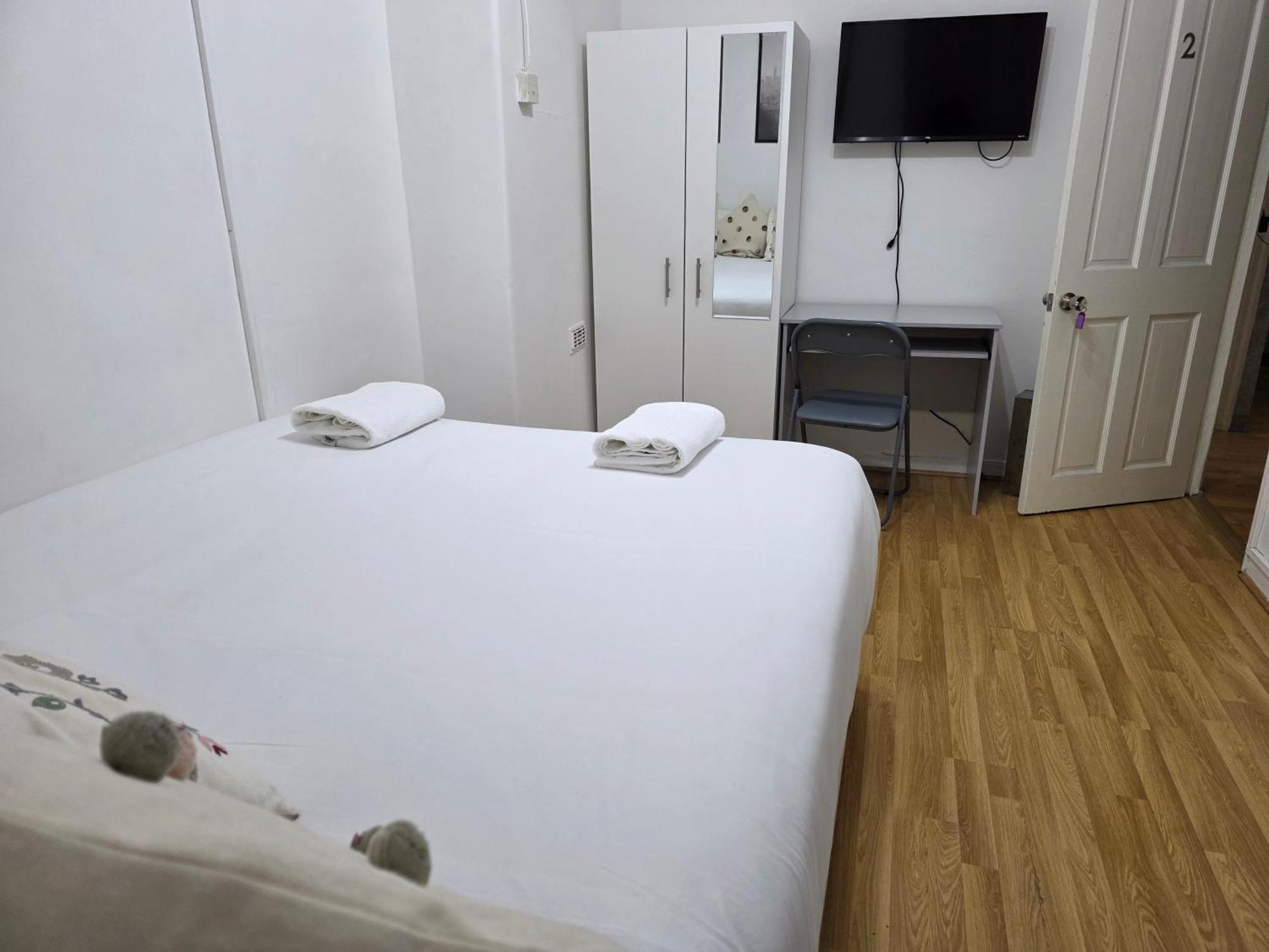 Budget Grey House London Bagian luar foto